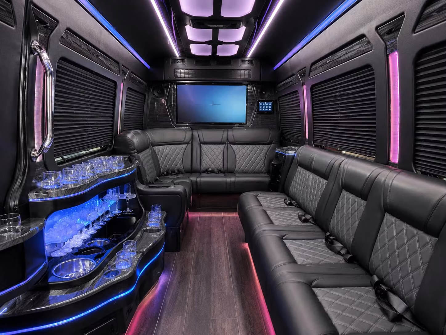 charterbusrentalhuntingtonbeachca com is the go to for fan groups hitting honda center and the kia forum