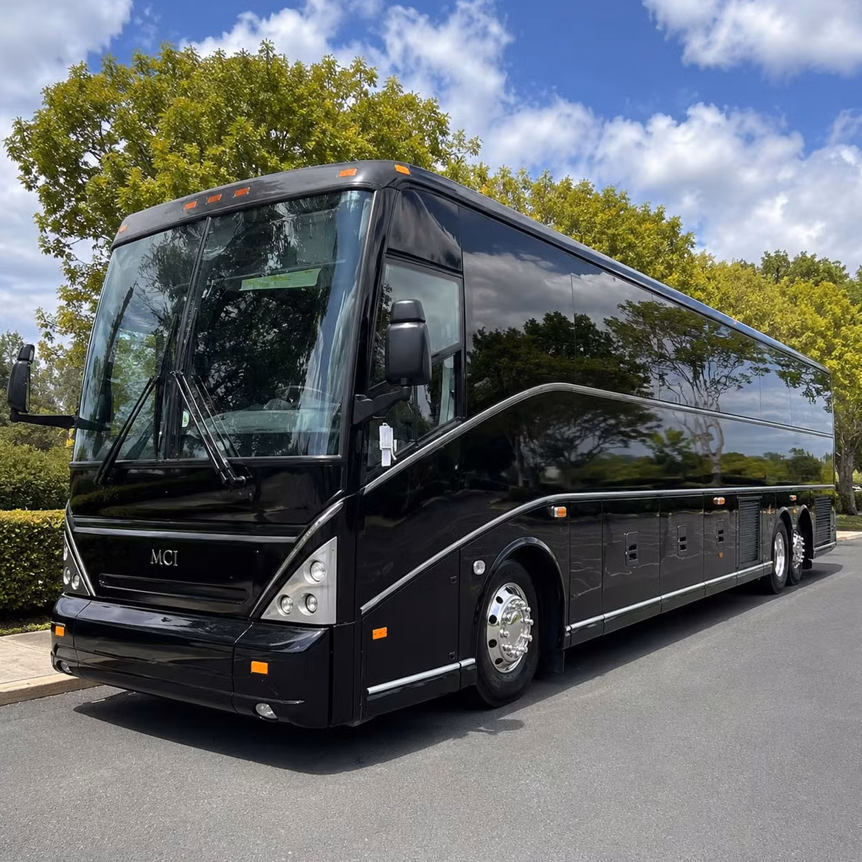 executive airport transfers to john wayne and lax from huntington beach